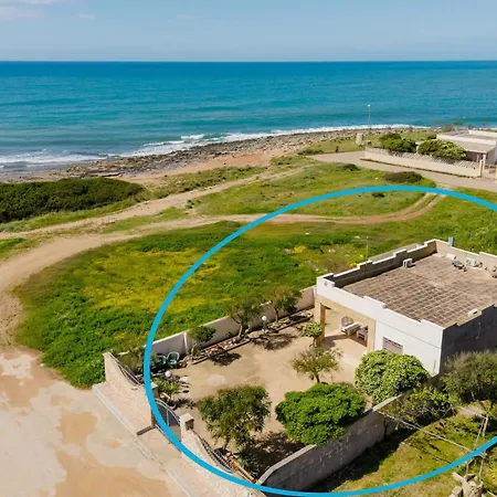 Villa Fronte Mare Raffaele Punta Prosciutto